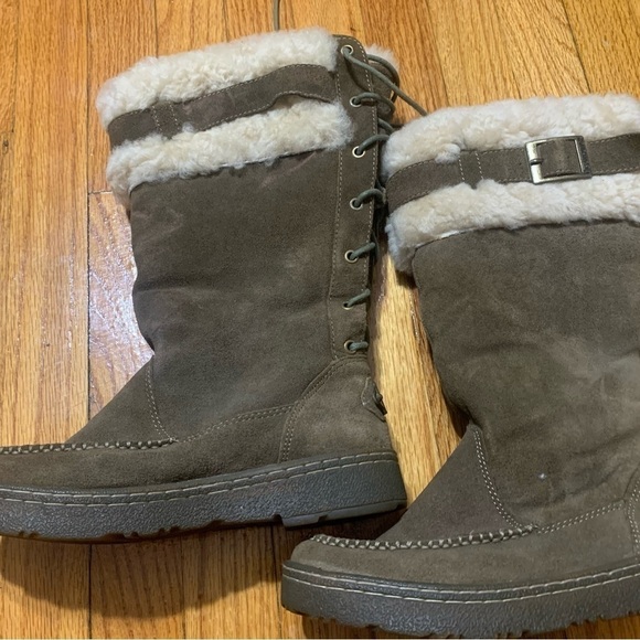 BEARPAW SIREN 1235W Suede Leather Shearling Fur Lace Up Boots Women’s 8 - Picture 2 of 11